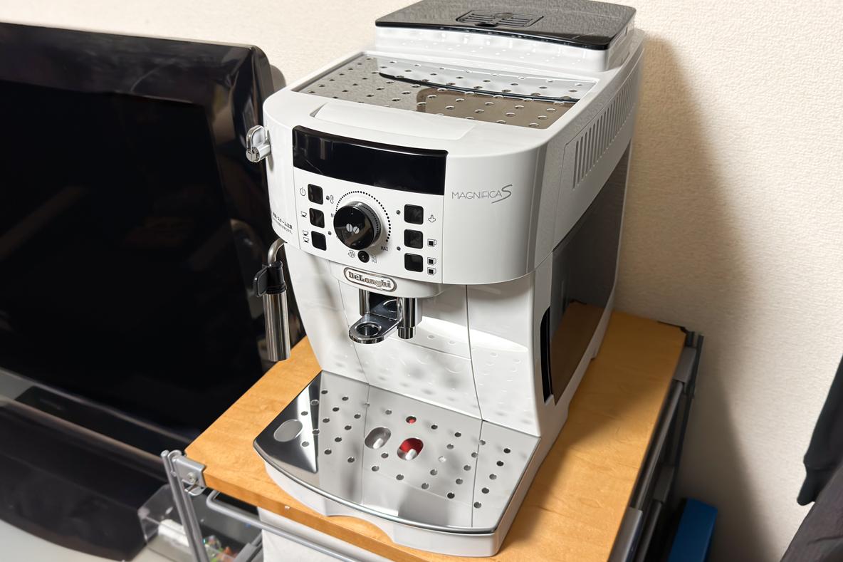 デロンギ「マグニフィカS」で毎朝簡単に美味しいコーヒーを楽しむ方法