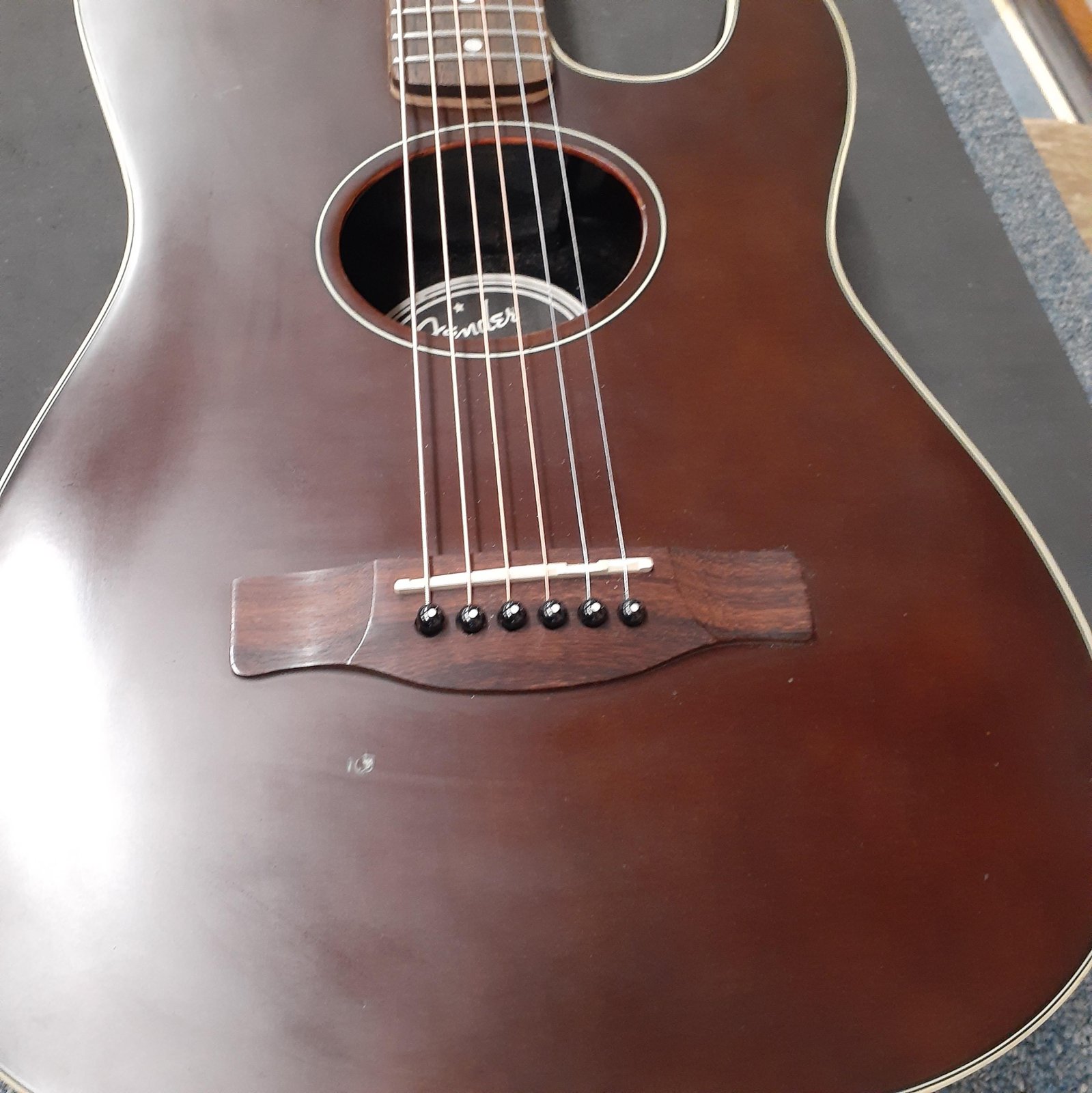 Squier Stratacoustic Walnut Stain - USED