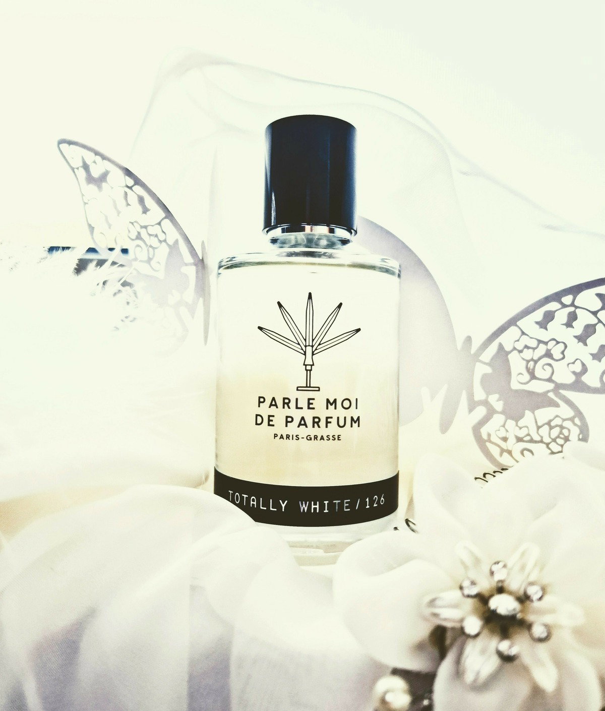 Totally White/126 by Parle Moi de Parfum » Reviews & Perfume Facts