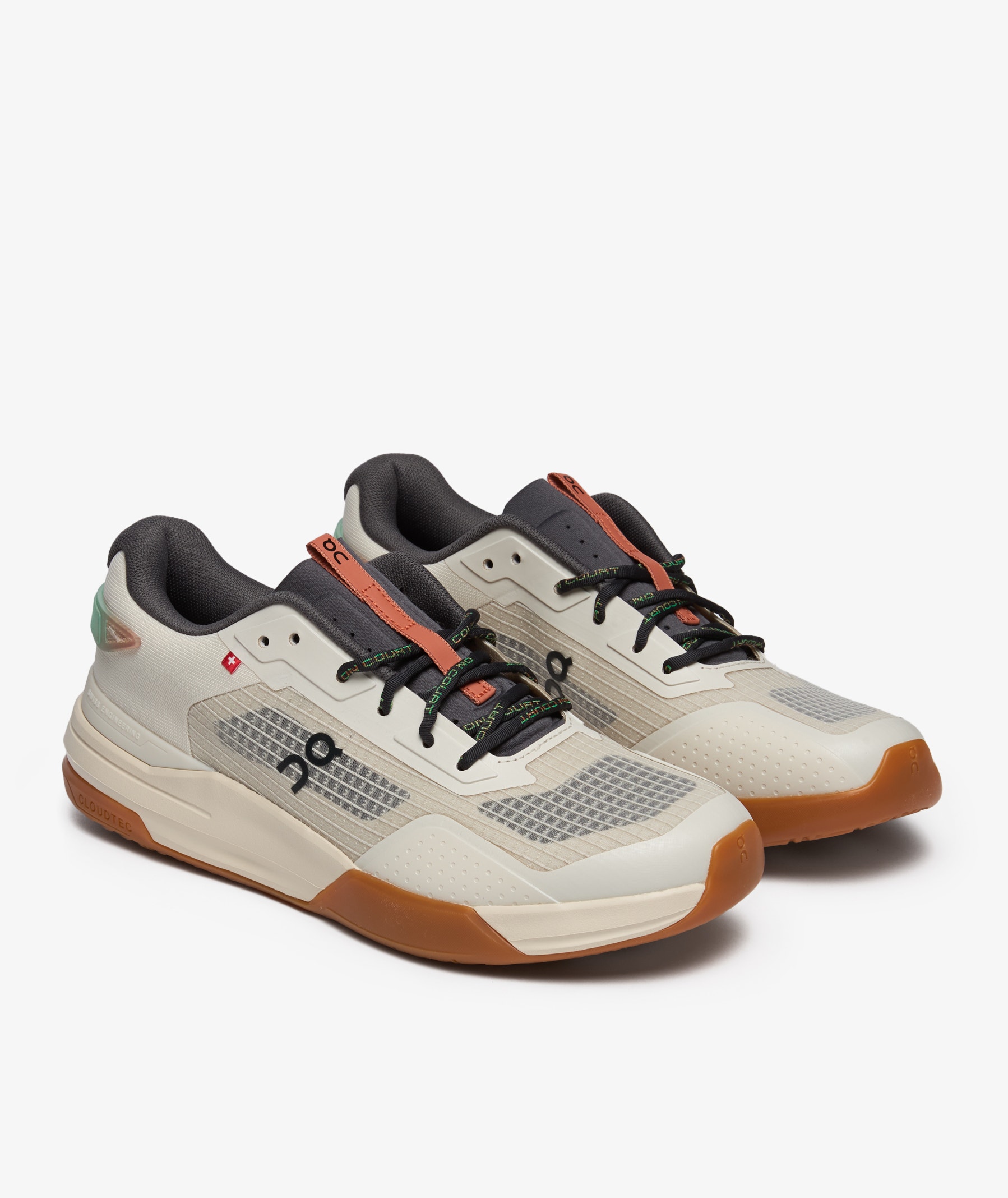 On The Roger Adv Z5 1 | Off White | SVD USA