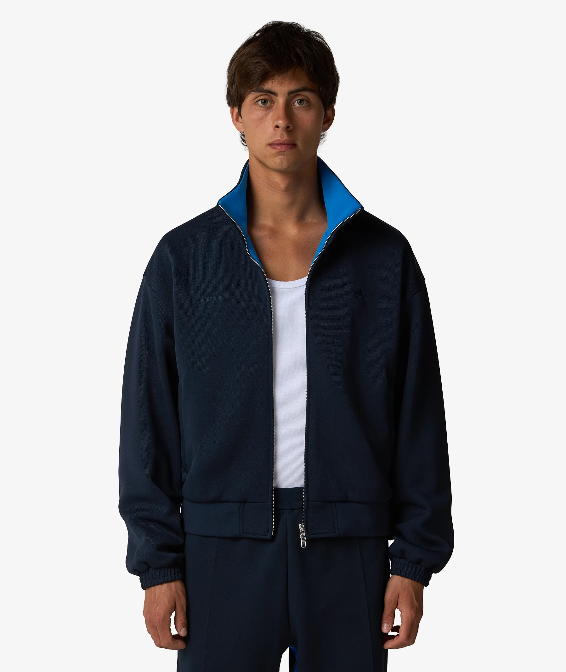 JM8213_sivasdescalzo-adidas-