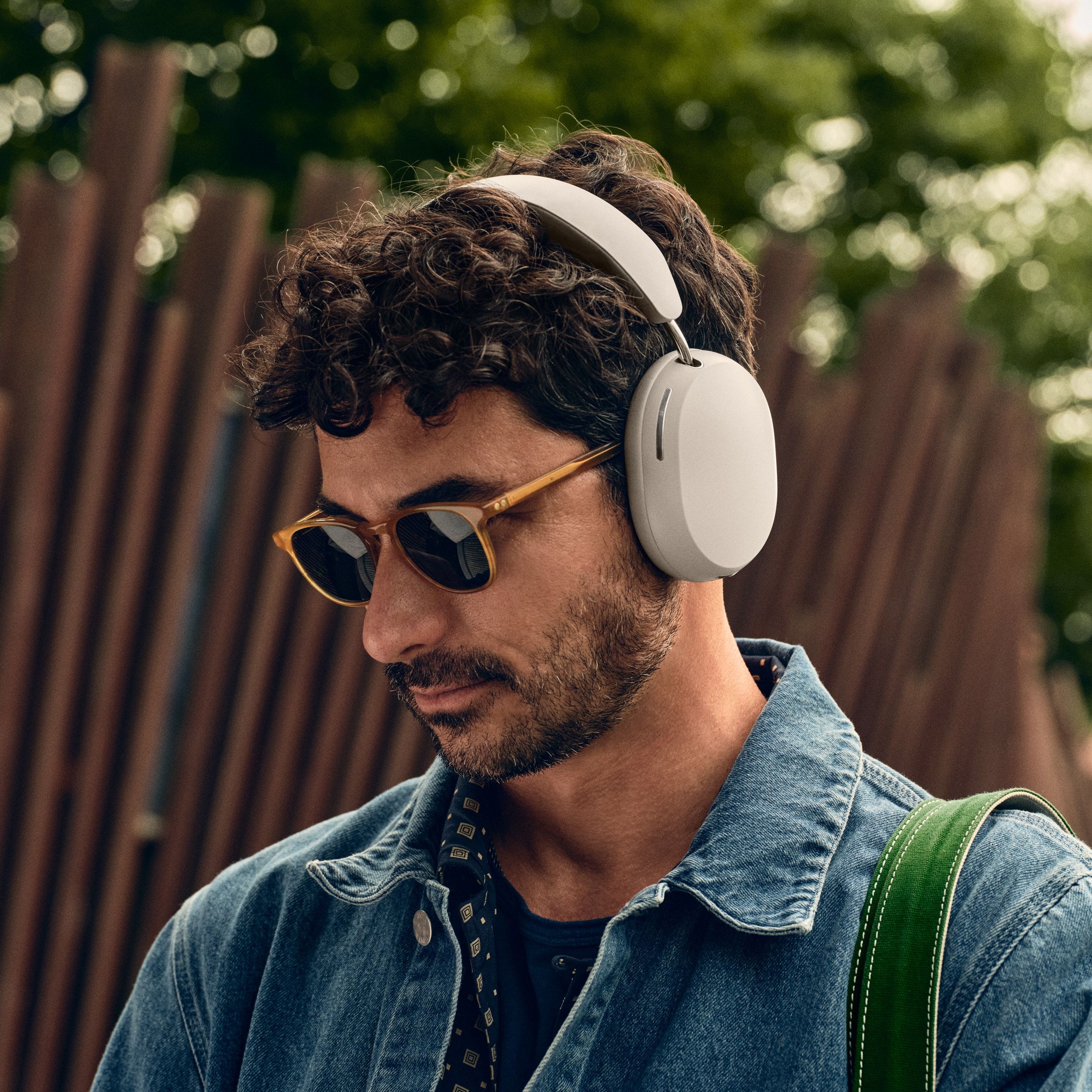 Sonos Ace: Wireless Over Ear Headphones with Noise Cancellation