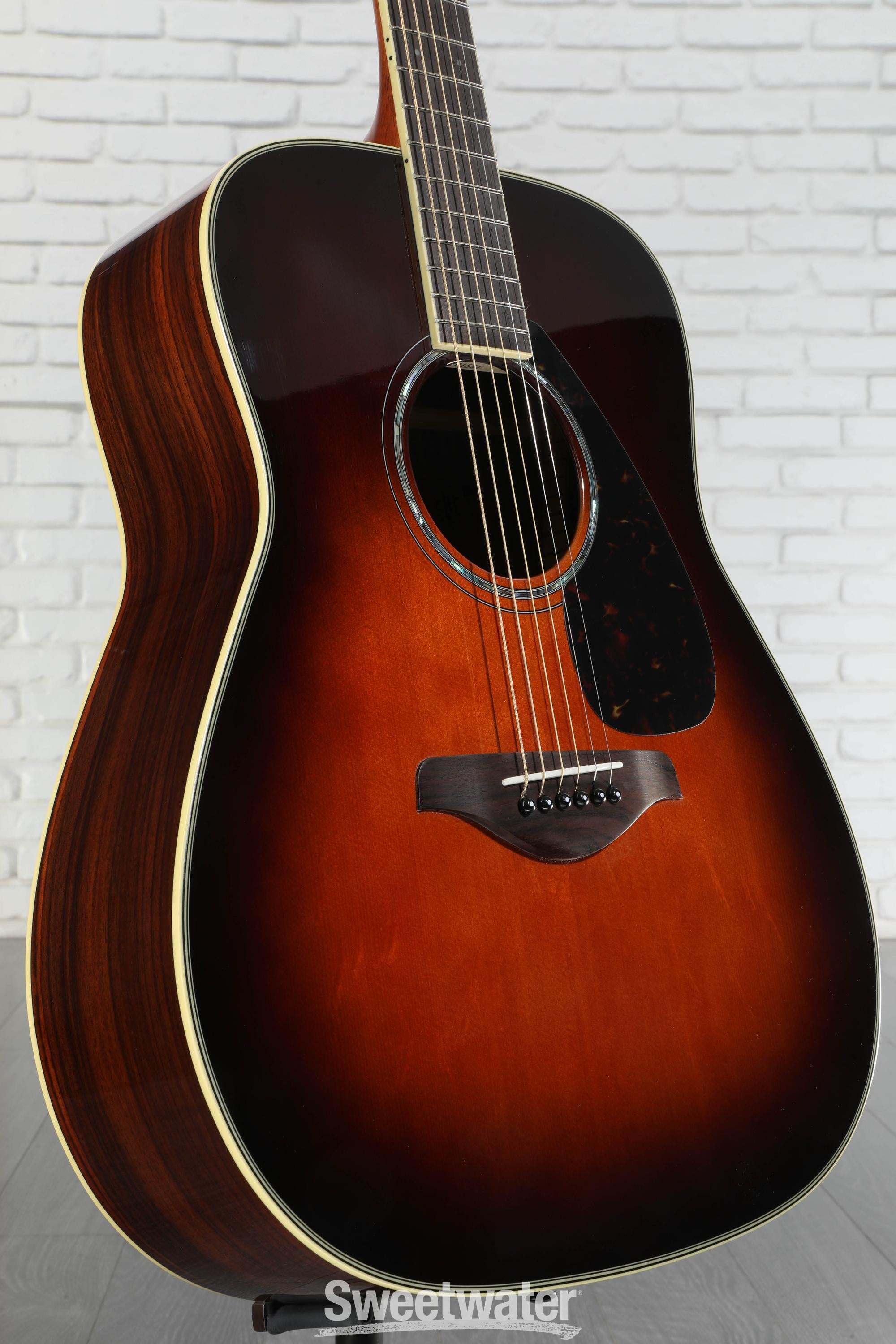 Yamaha FG830 Dreadnought Acoustic Guitar - Tobacco Brown Sunburst