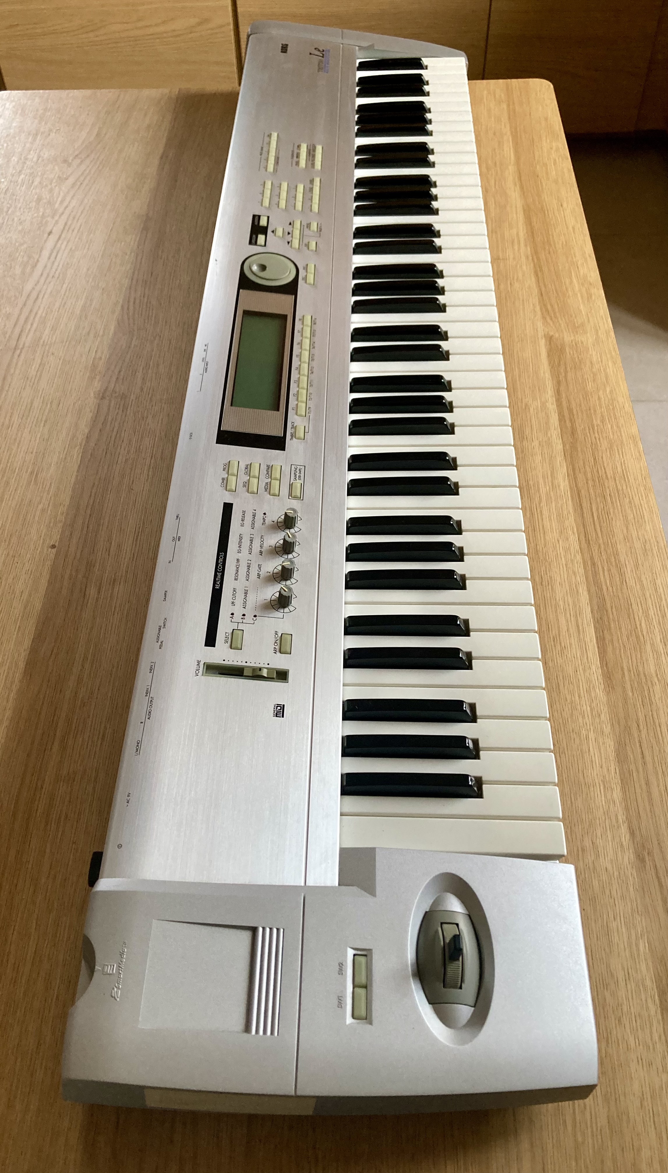 Triton Le 76 - Korg Triton Le 76 - Audiofanzine