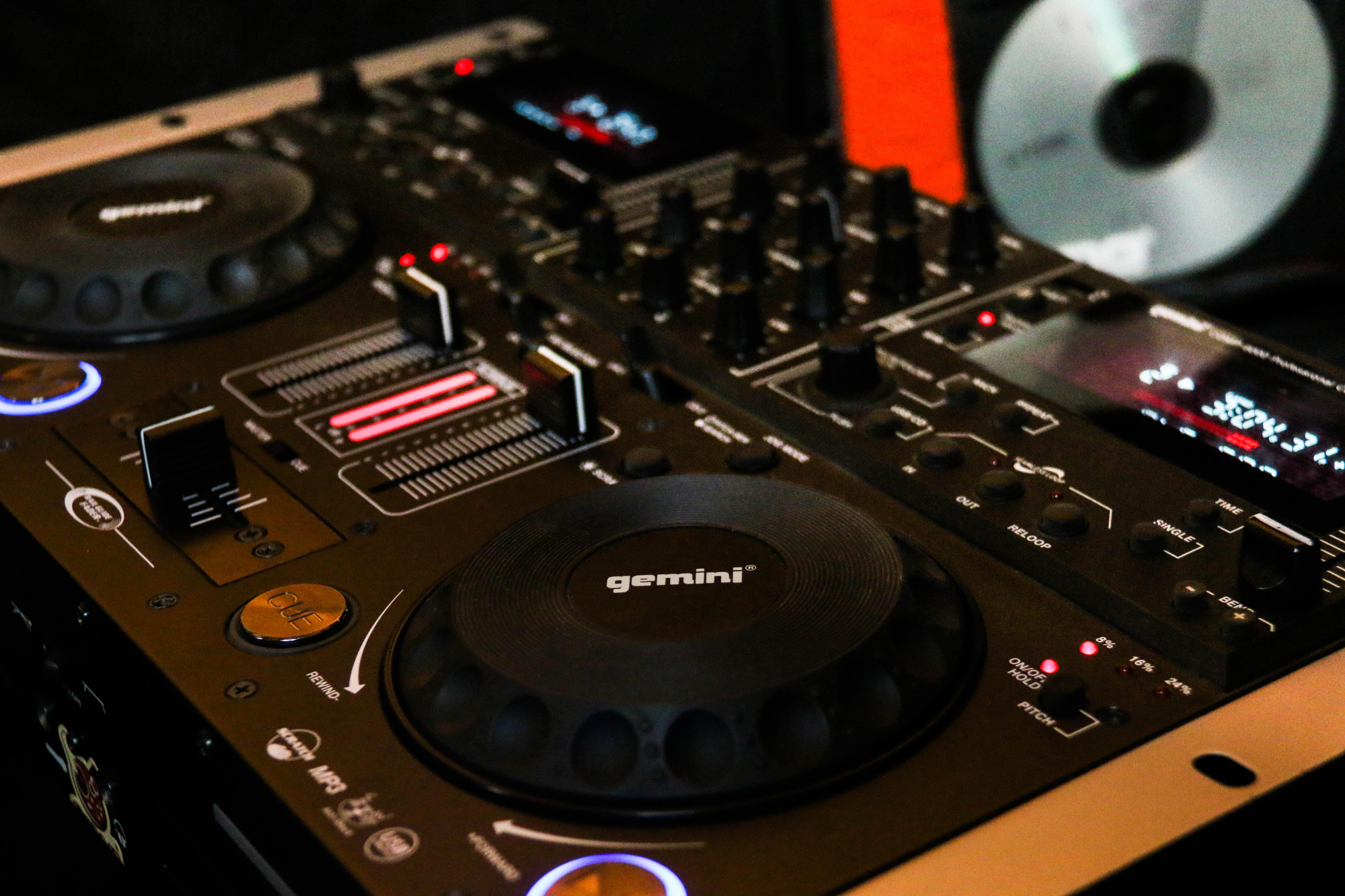 CDMP 6000 - Gemini DJ CDMP 6000 - Audiofanzine