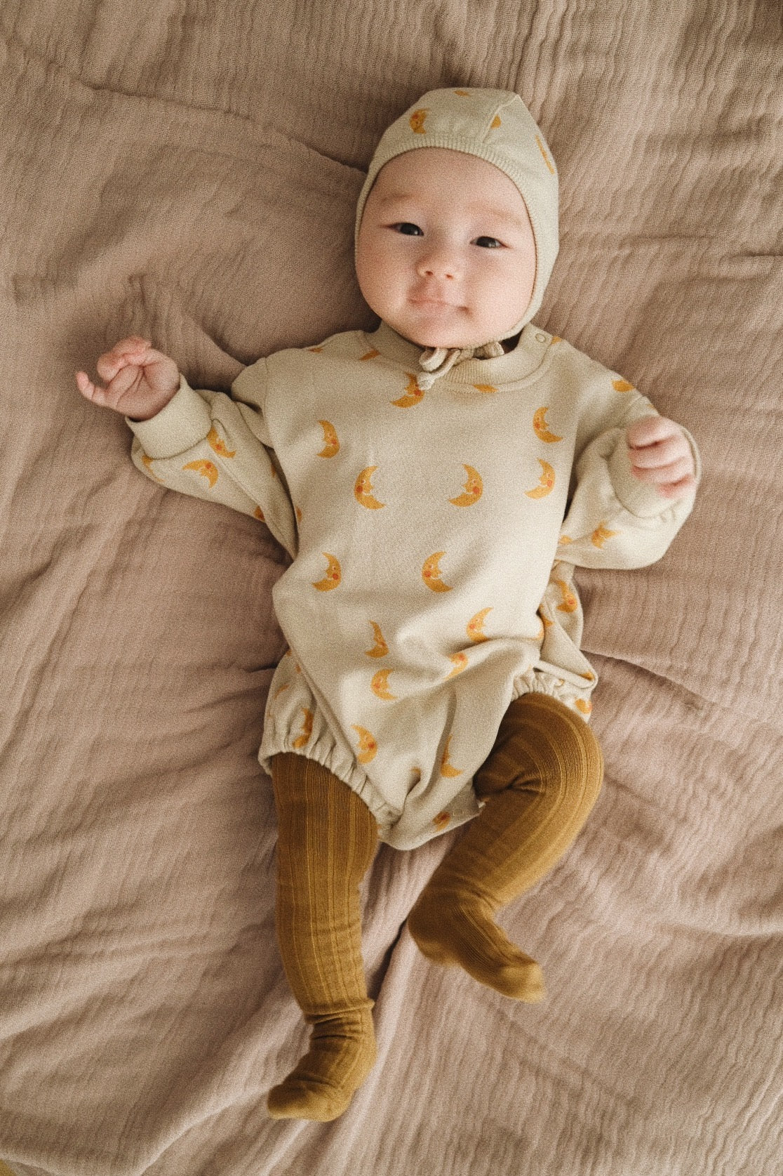 MELTED BUTTER スワンボディスーツ・ボンネットセット SWAN – melted