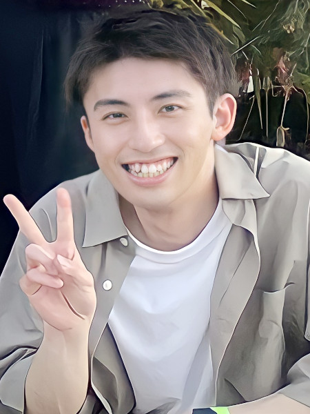 赤本を受験した全学部各10年分3周対策し、出題傾向や自分の弱点を知る