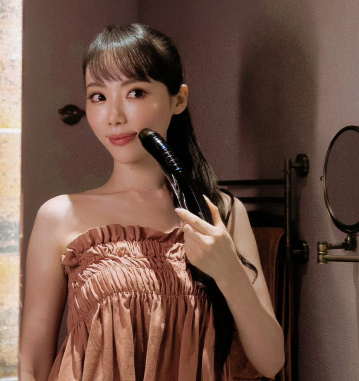 高級美顔器なら高級全身美顔器MetaLT（メタエルティ） - 株式会社NBS