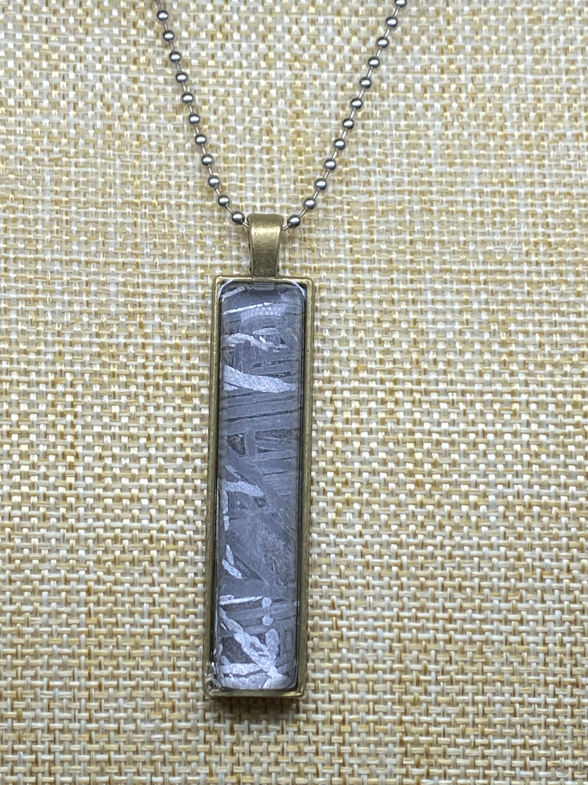 鑑別書】メテオライトジャパンのアルタイ隕石 ペンダント 68㍉ 鉄隕石