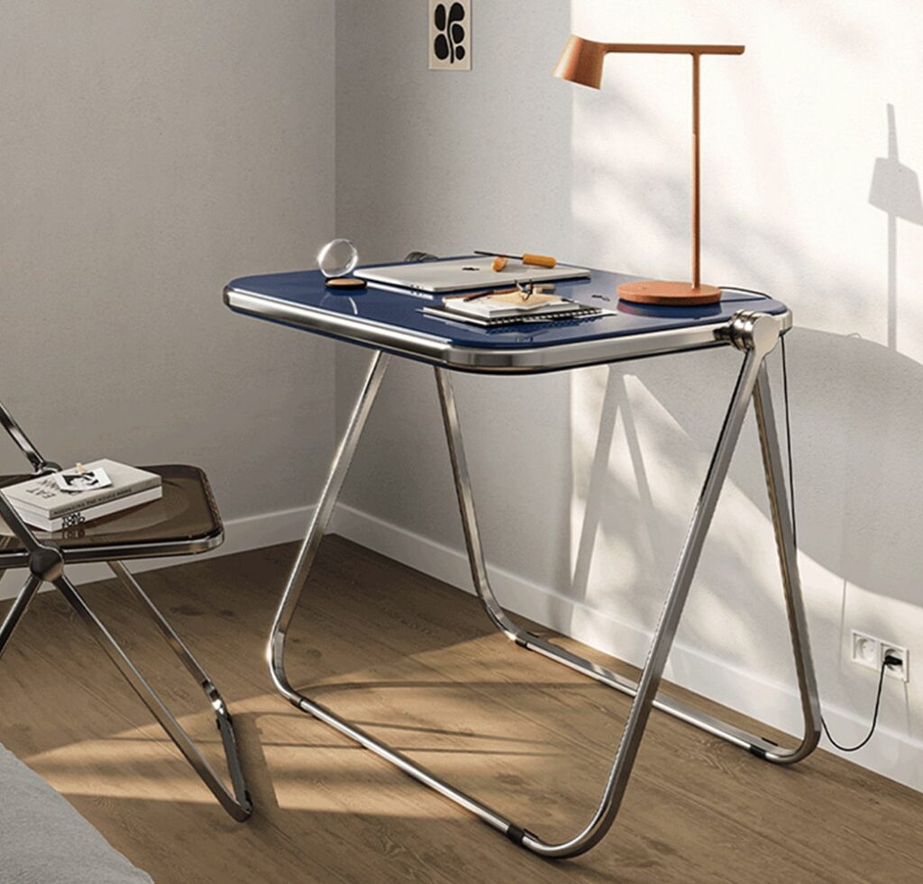 新商品 プリアの構造を受け継ぐ折りたたみテーブル、アームチェア発売