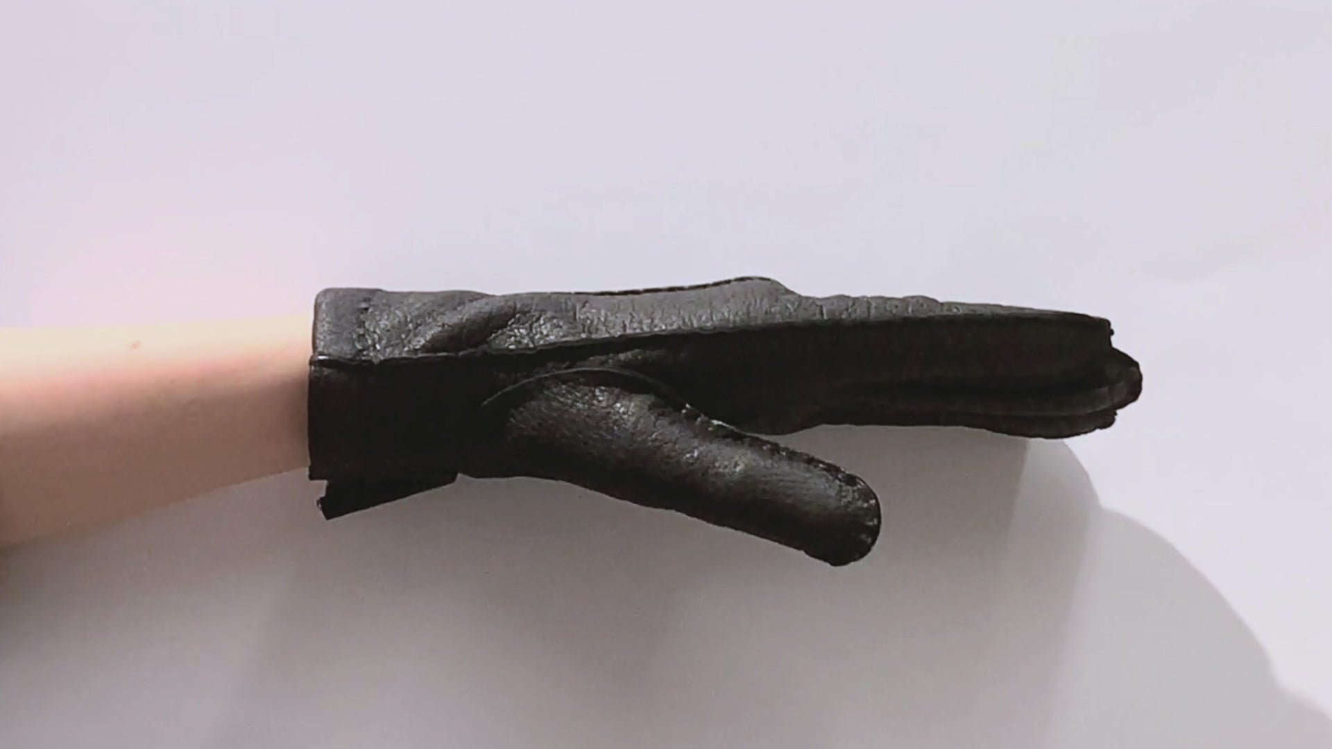 レディース手袋◇ペッカリー◇ベージュ/BEIGE《カシミヤ》 – Merola