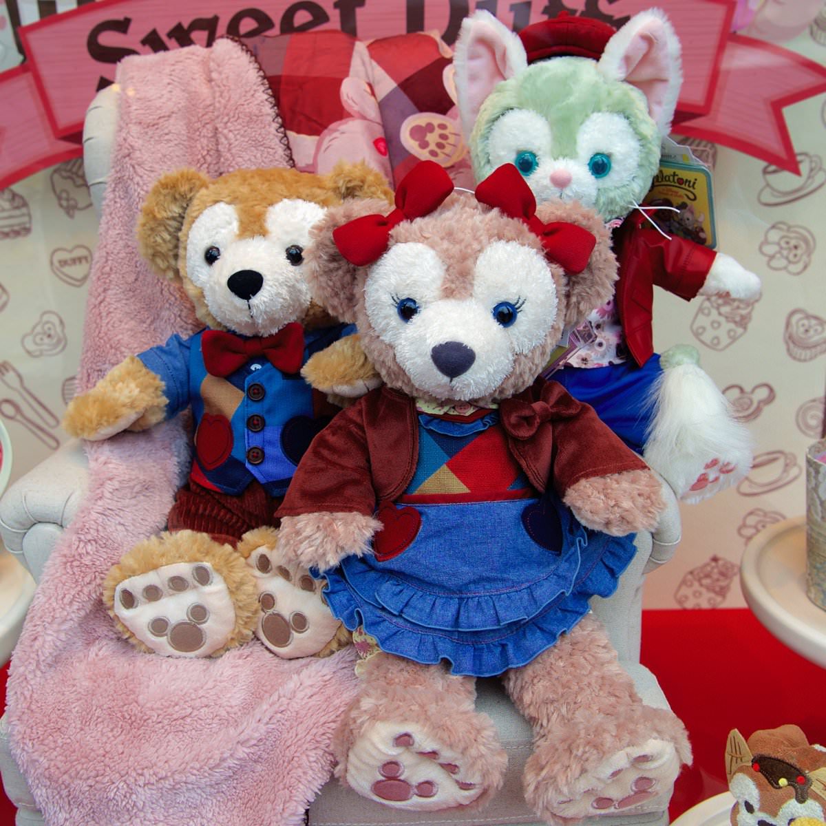 雑貨もお菓子も☆スウィート・ダッフィー2016スペシャルグッズまとめ -