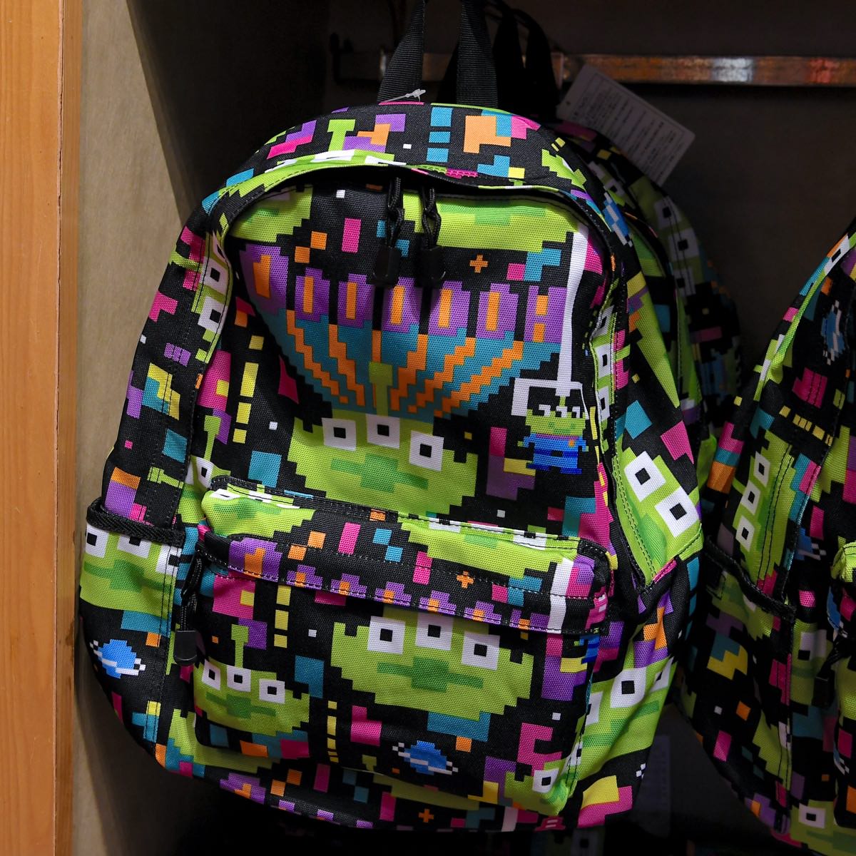 パーカー、リュック、パスケースなどが登場☆東京ディズニーランド8bit