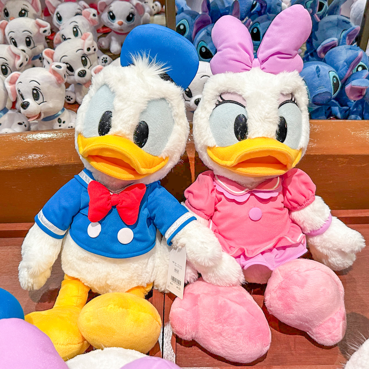 ふわふわかわいいドナルドダック、デイジーダック登場！東京