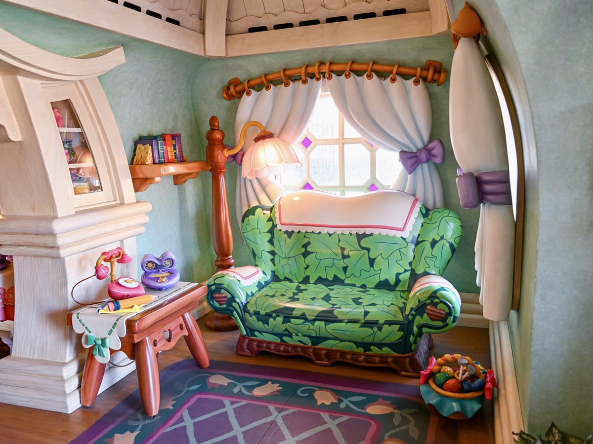 ミニーの家」の家具デザイン！東京ディズニーランド ミニチュア
