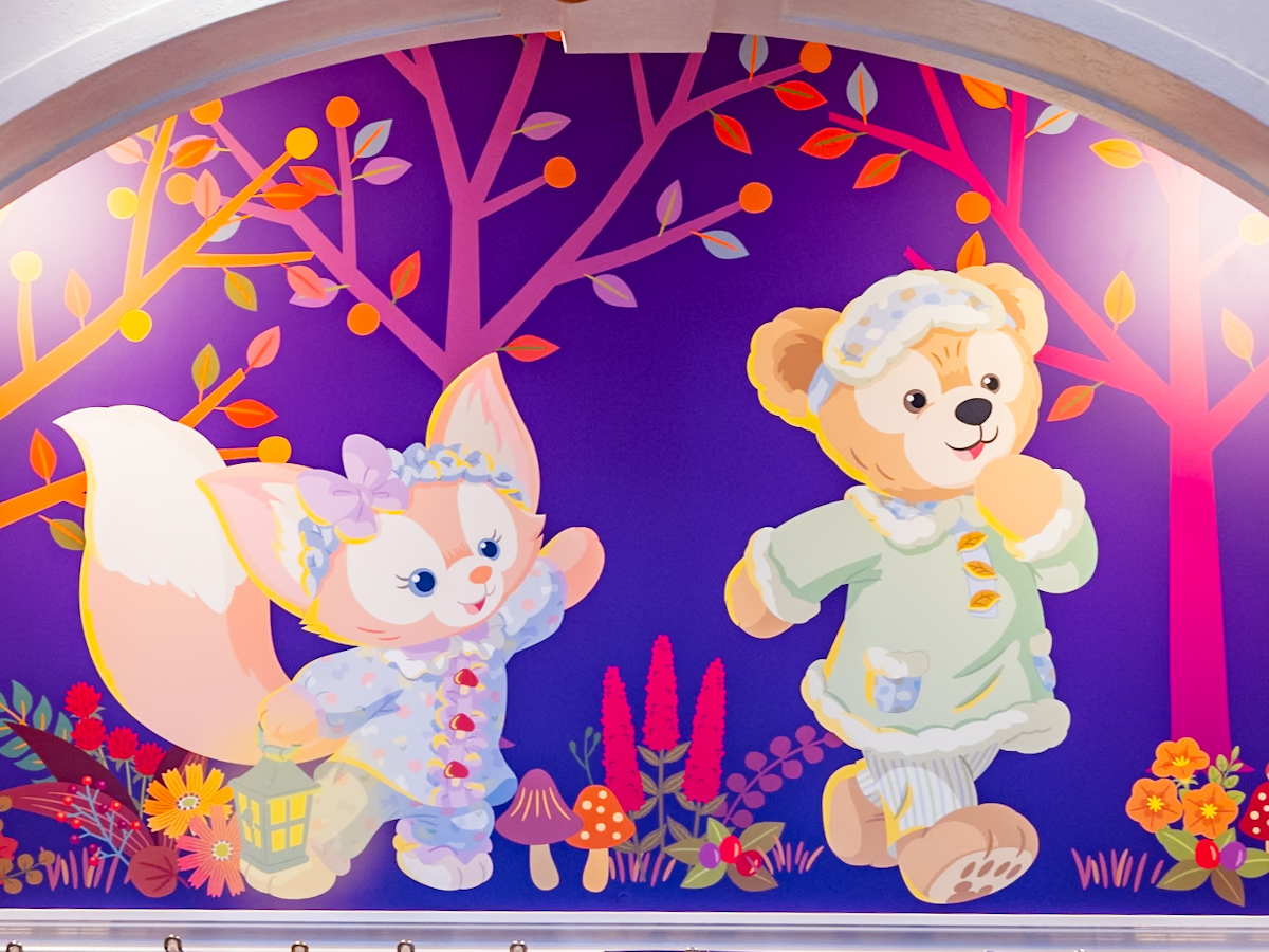 パジャマ姿がかわいい！東京ディズニーシー“ダッフィー＆フレンズの