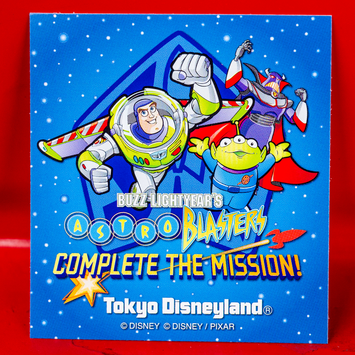 バズ・ライトイヤーのアストロブラスター“コンプリート・ザ