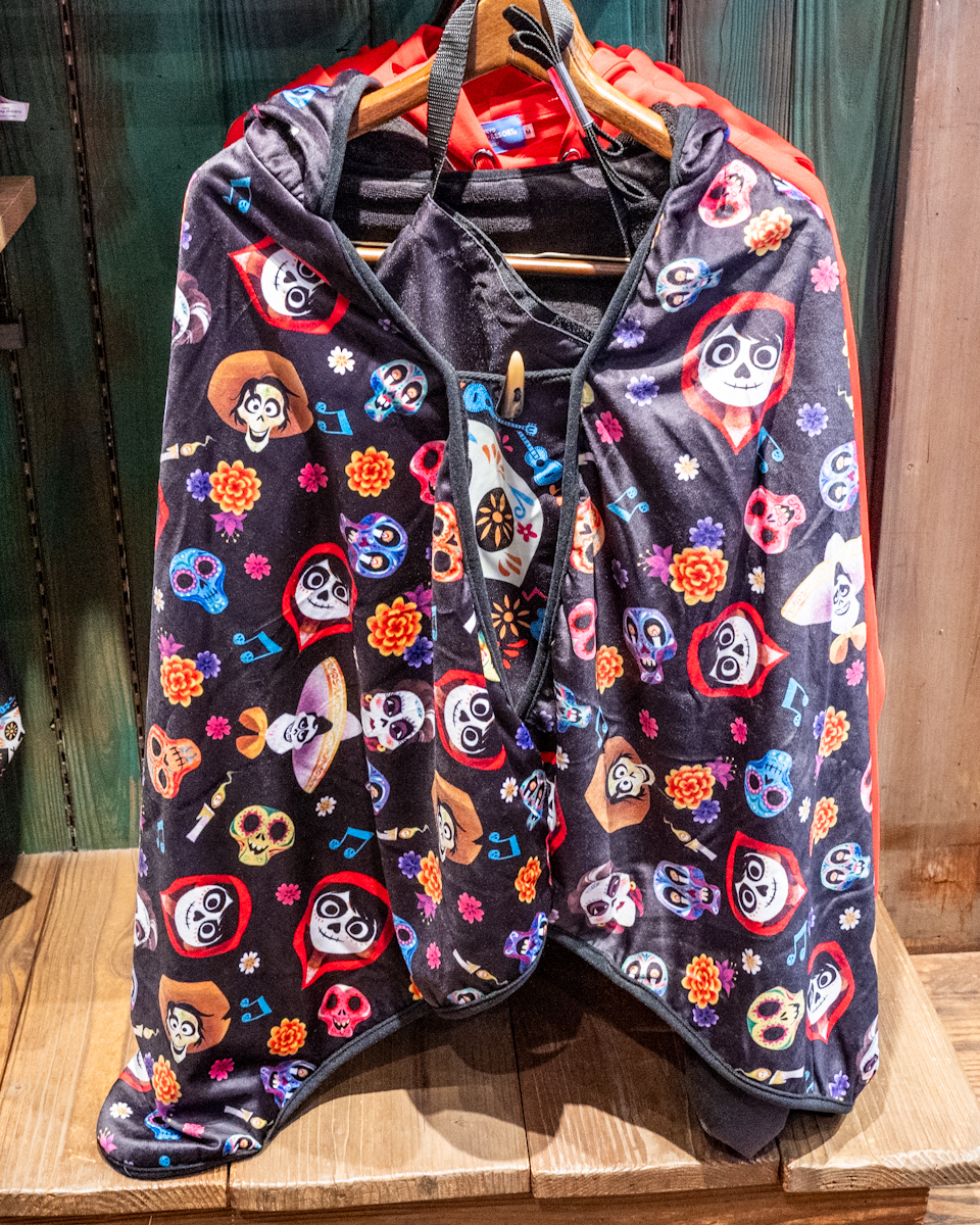 ガイコツに扮したミゲルデザイン！東京ディズニーリゾート『リメンバー