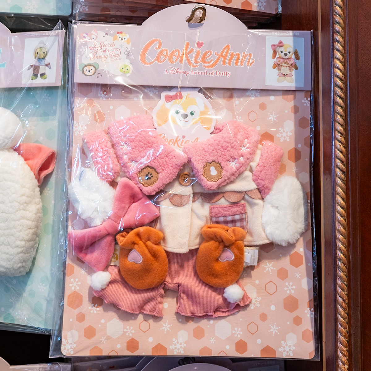 雪の日のひみつ”を探すダッフィーたちがかわいい！東京ディズニーシー