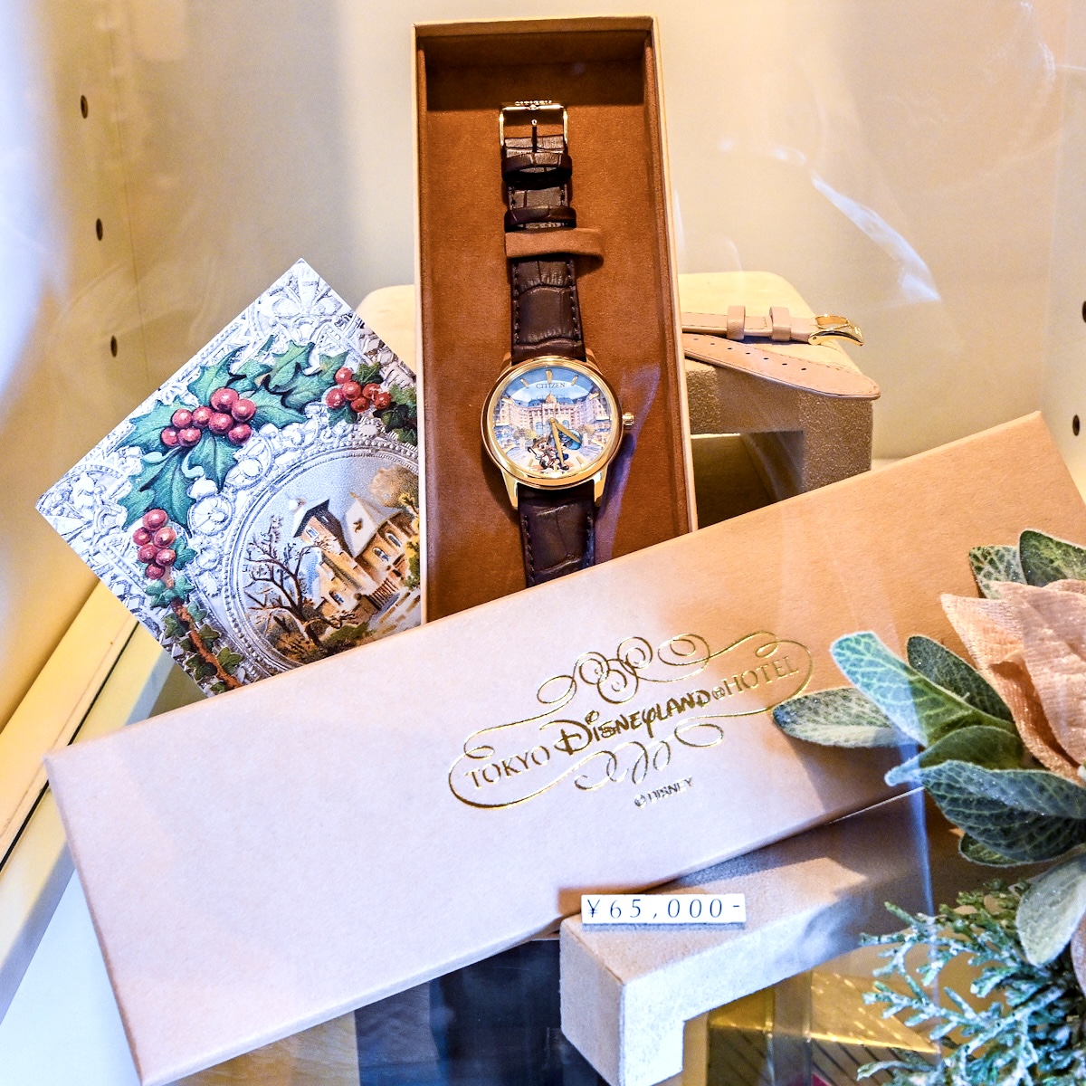 記念撮影をするミッキー＆ミニーデザイン！東京ディズニーランドホテル