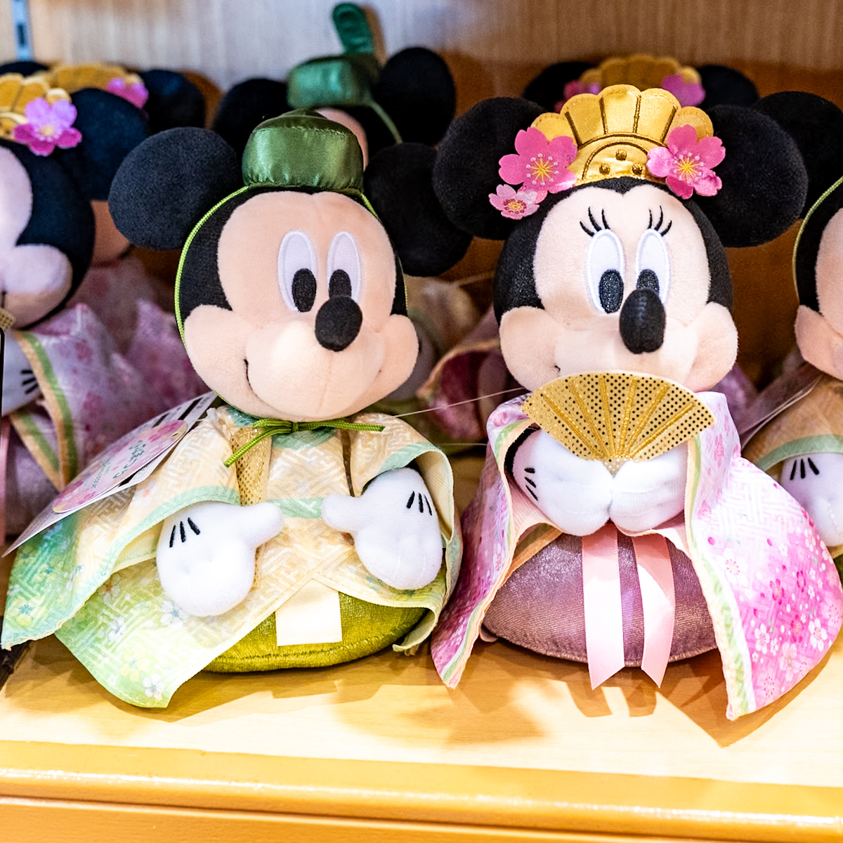 お内裏様、お雛様に扮したミッキーとミニー！東京ディズニーリゾート