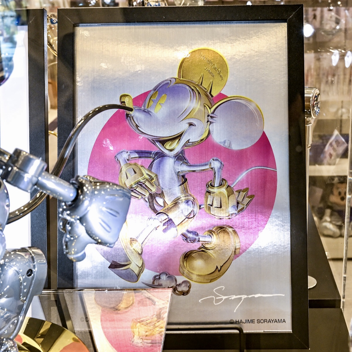 空山基さんが構想したミッキーをフィギュア化！タカラトミー