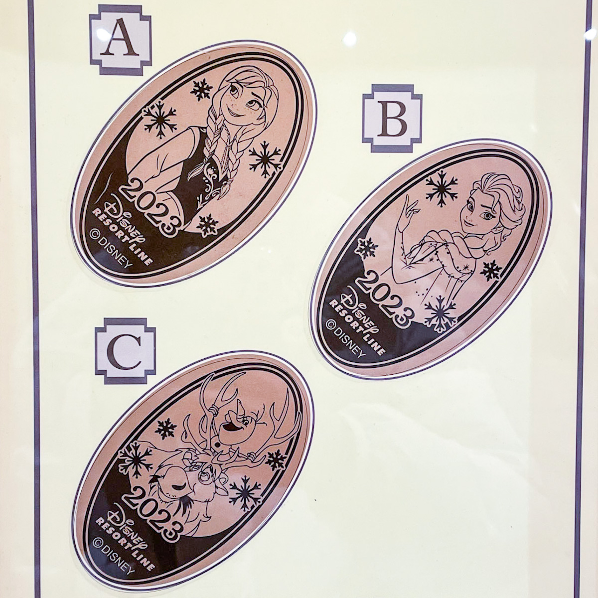 2026年版！東京ディズニーリゾート イヤリースーベニアメダル - 4
