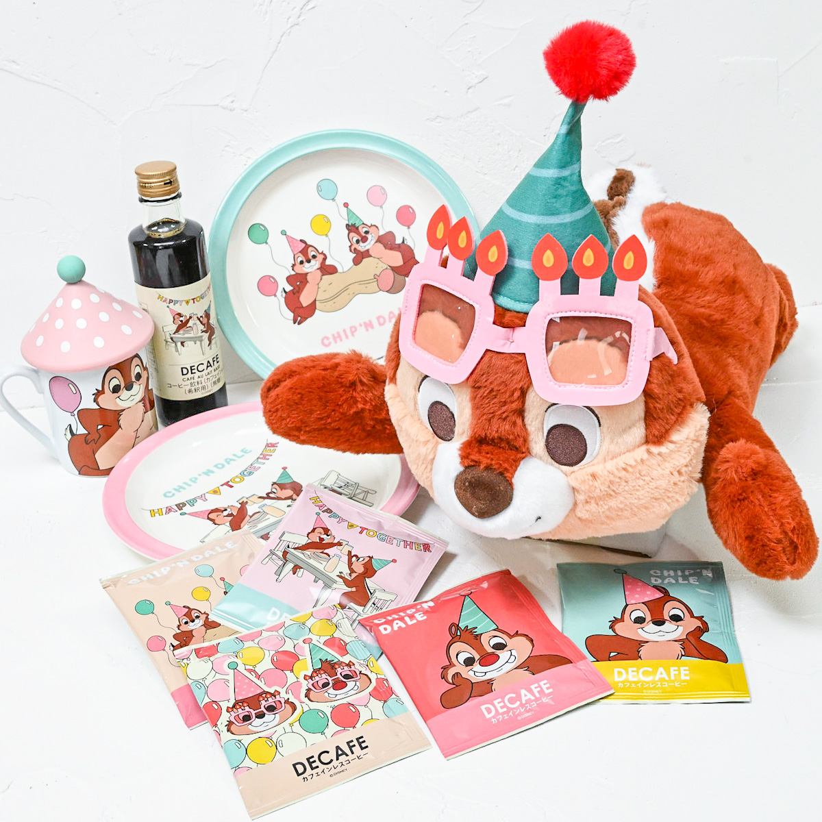 スクリーンデビュー80周年をお祝い！ディズニーストア「チップ＆デール