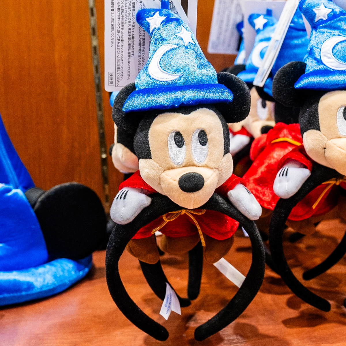 ファンタジアミッキーのぬいぐるみデザイン！東京ディズニーランド