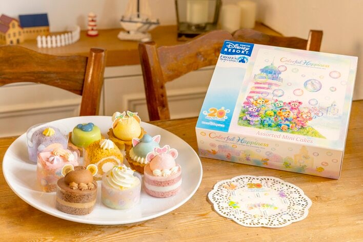 モフモフ素材の“ダッフィートミカ” 新登場！写真映え間違いなしなミニ