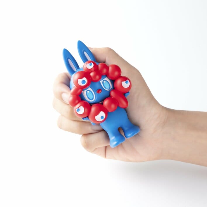 ラブブ×ミャクミャク 」夢のコラボ！限定フィギュア登場で販売方法も