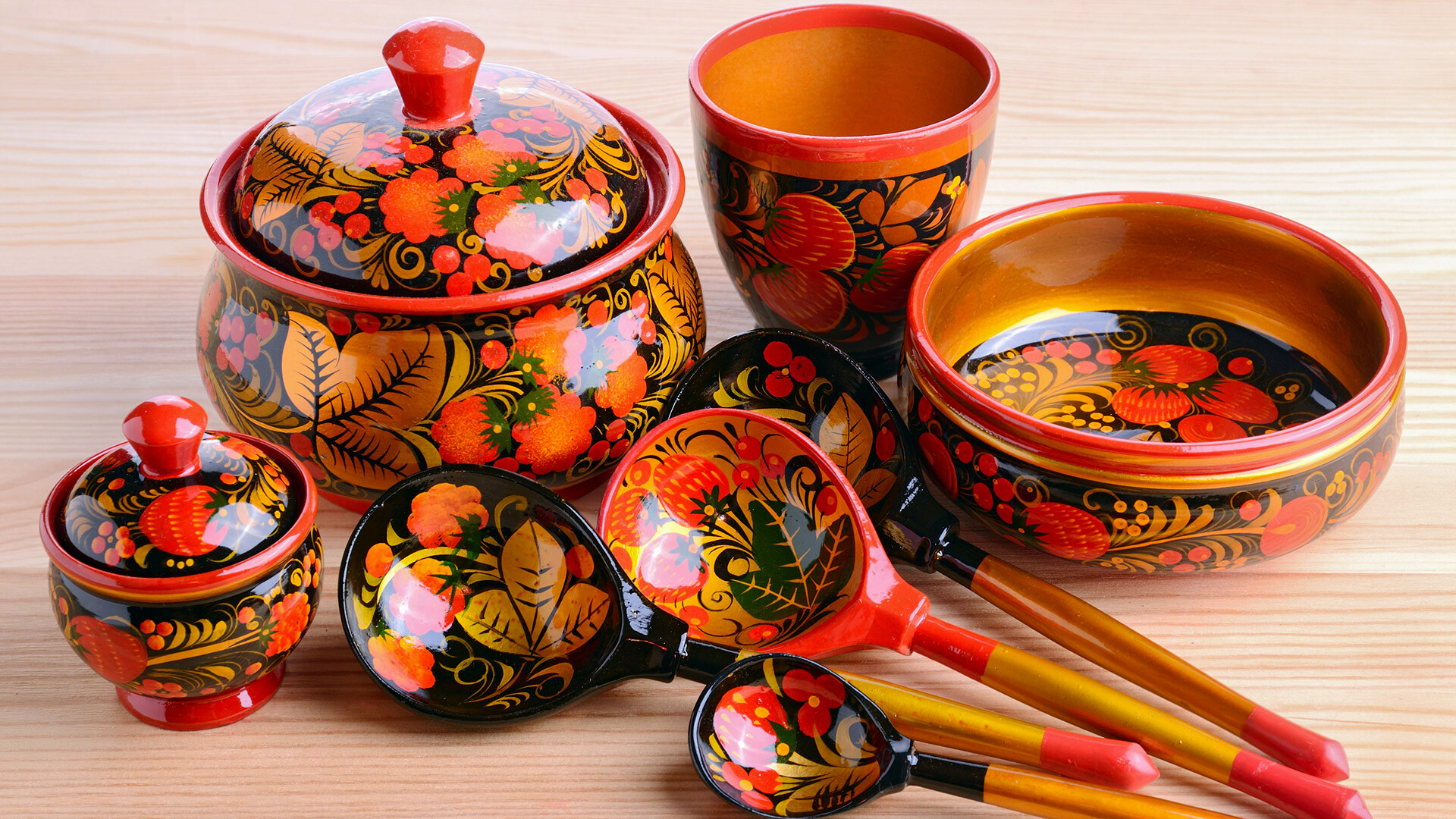 黄金の」絵のついた食器、ホフロマについて知っておくべきこと