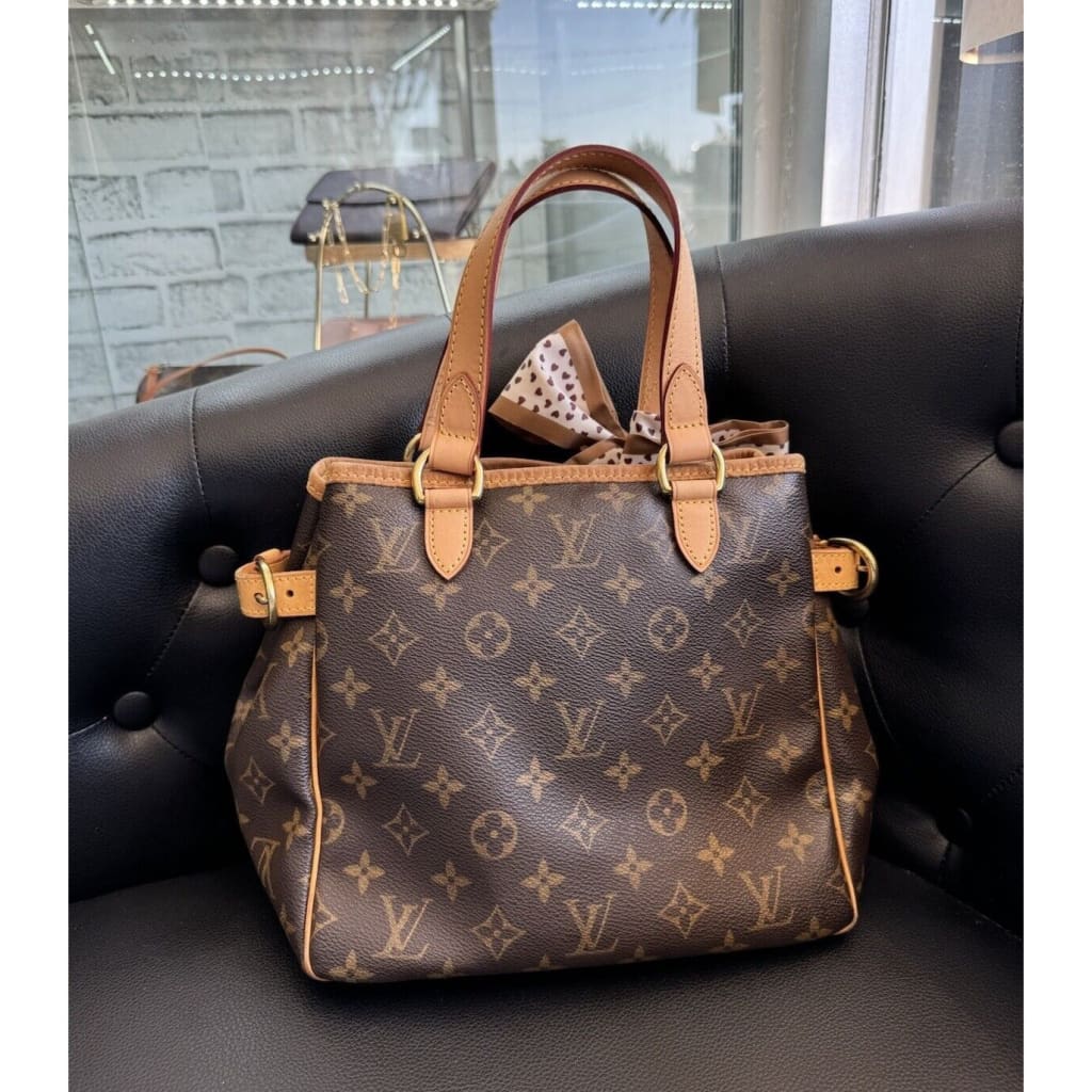 LOUIS VUITTON Monogram Batignolles Vertical (MSRP $1030+) – MK