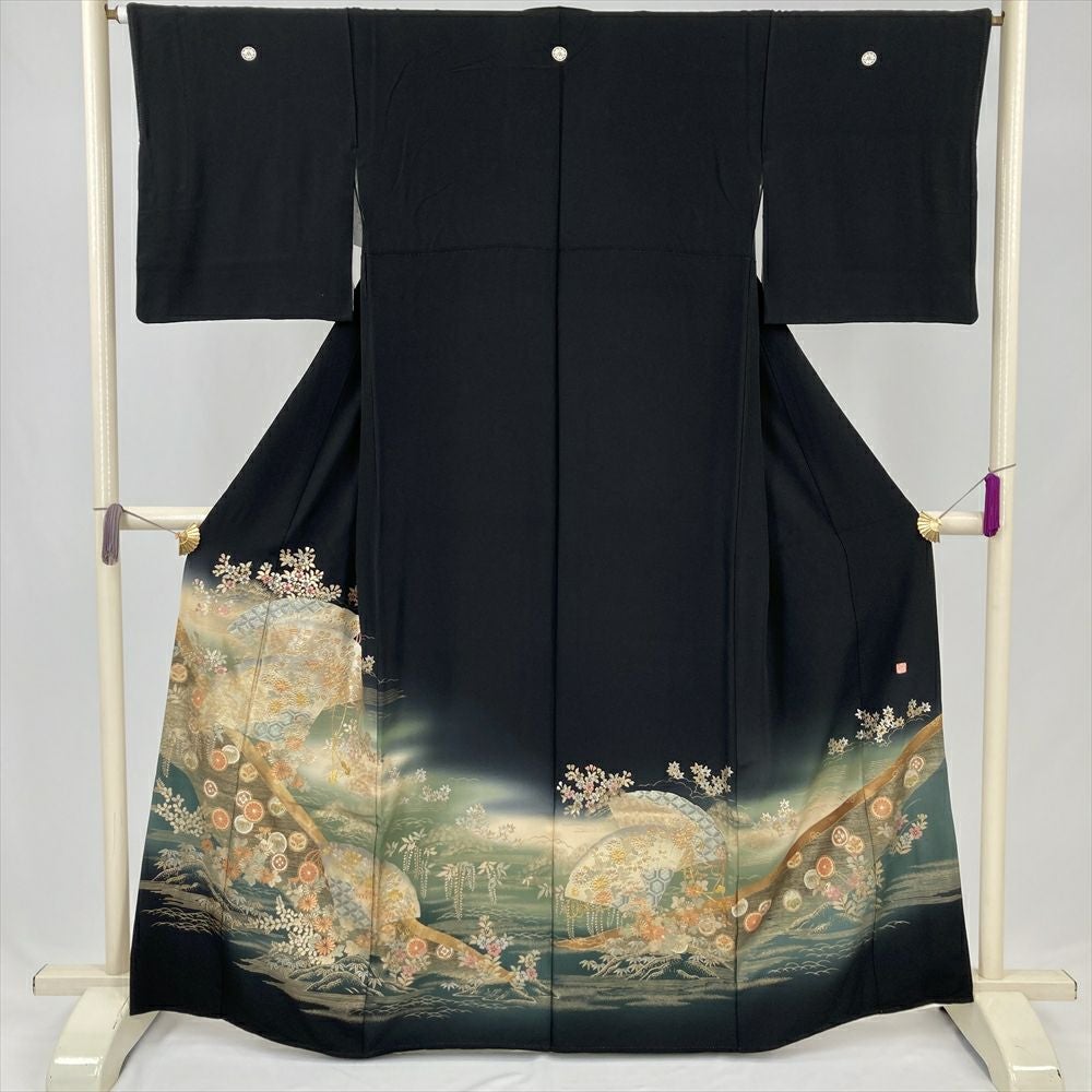 中古） 黒留袖 黒色 フォーマル ちりめん 染め 花車 袷【身丈】167cm