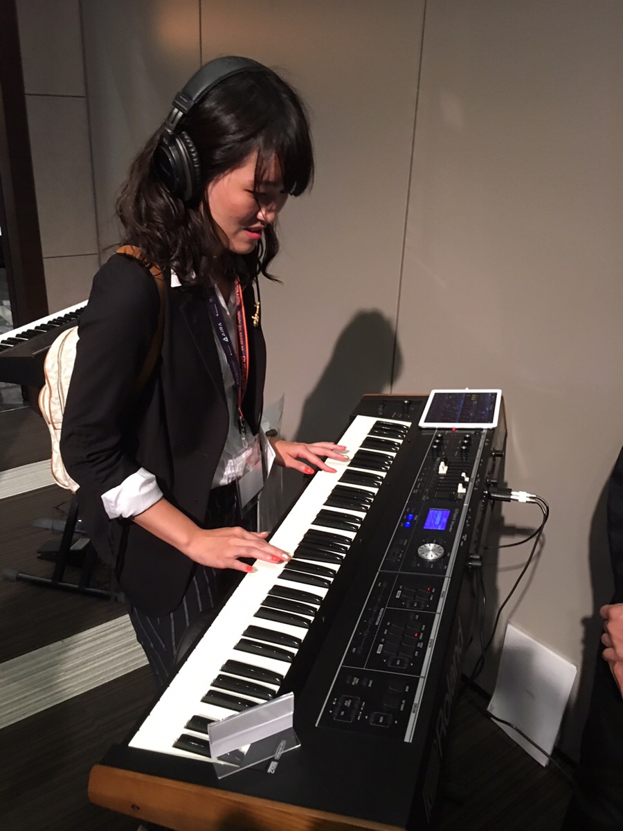 購入特典付】Roland V-Comboシリーズのパフォーマンスキーボード『 VR