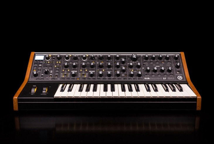 Moog / Subsequent37】名誉ある機種を継承したパラフォニック