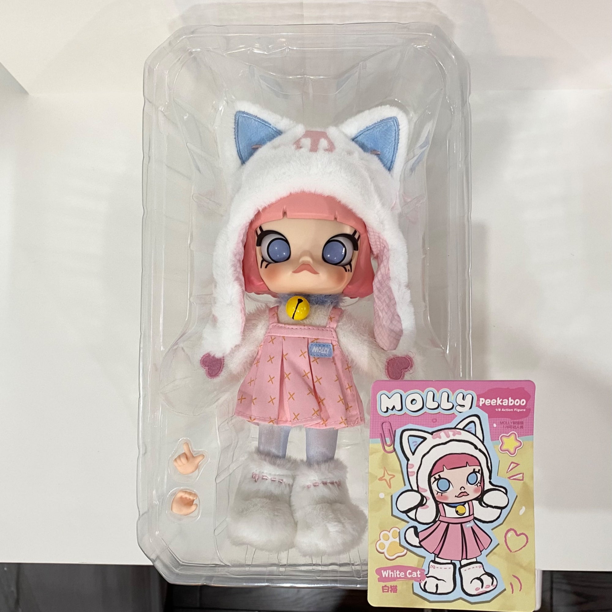 White Cat - MOLLY Peekaboo 1/8 Action Figure - POP MART - Mindzai