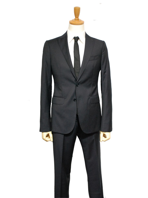 ARMANI COLLEZIONI (アルマーニコレツィオーニ) スーツ size44（S