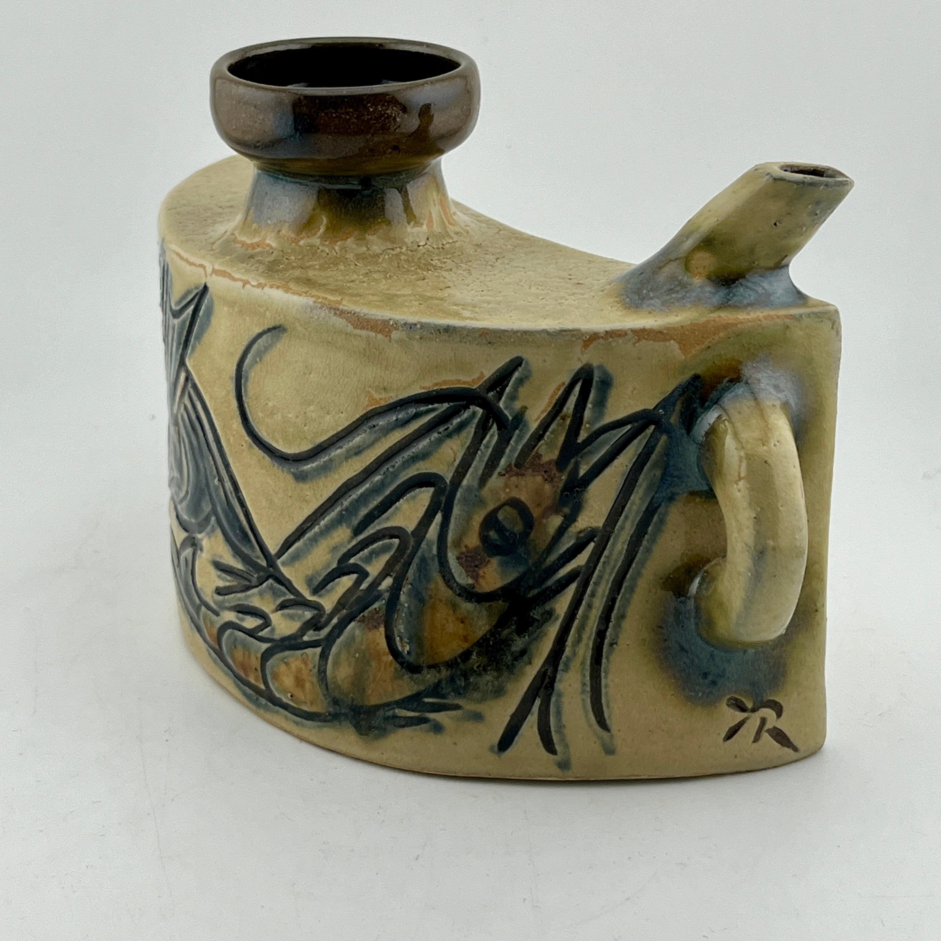 壺屋焼 人間国宝 金城次郎作 海老魚紋抱瓶 – 生活民芸 なかむた