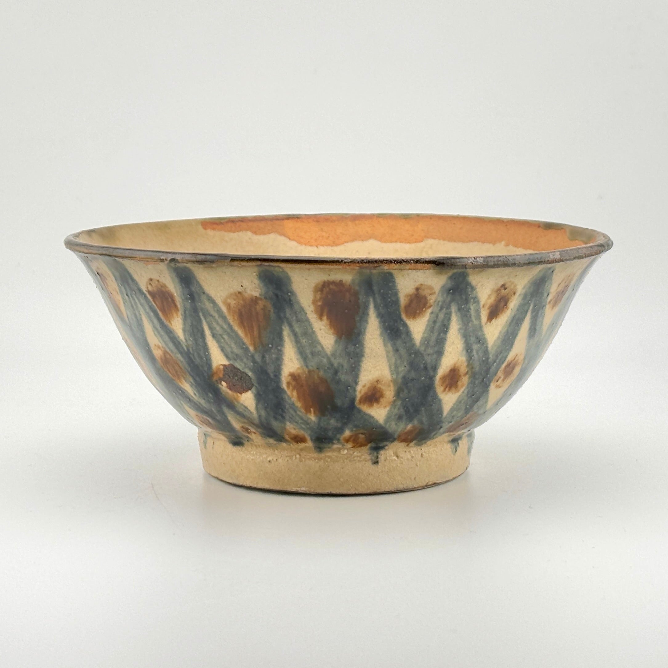 壺屋焼 人間国宝 金城次郎作 幾何紋茶盌（マカイ） – 生活民芸 なかむた