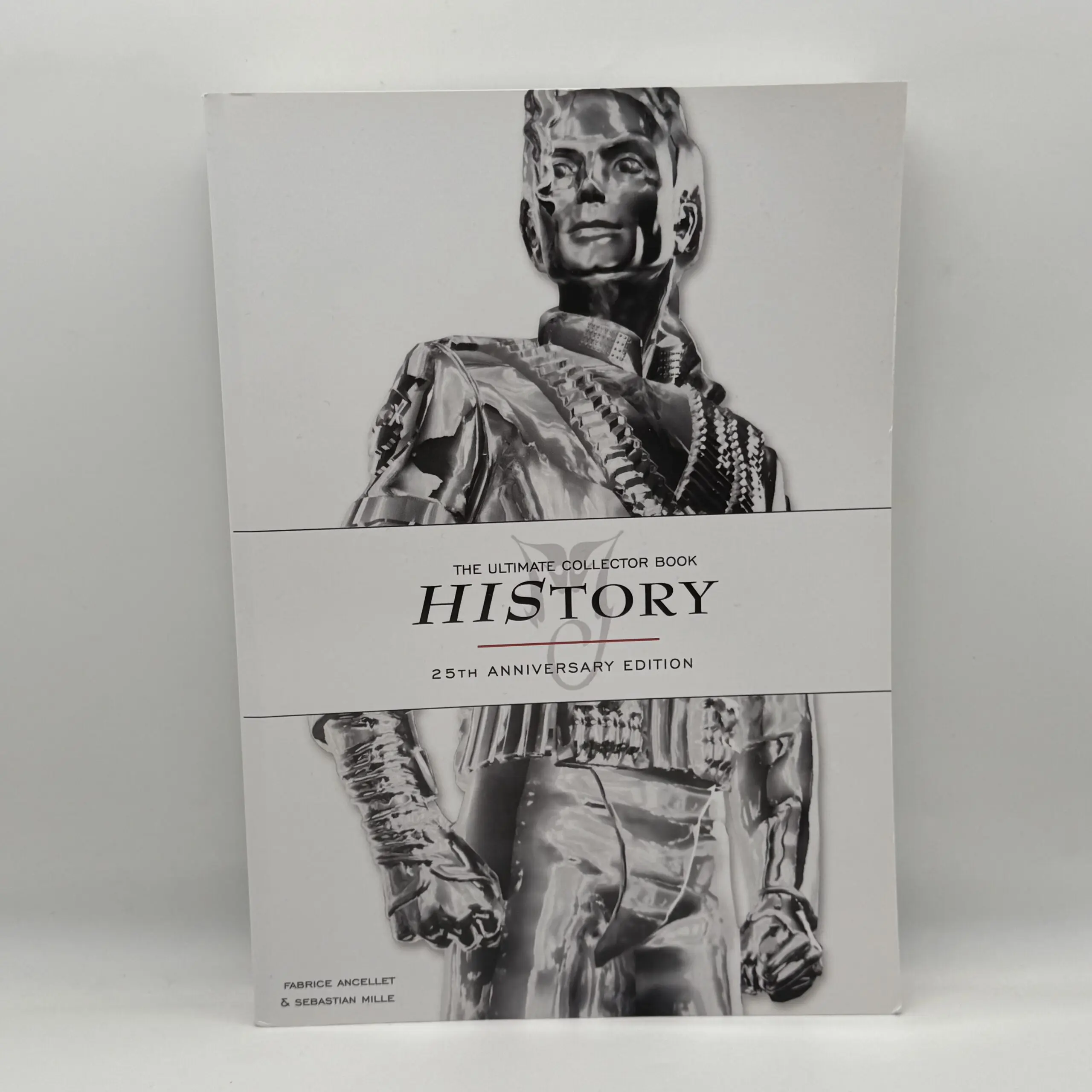 Michael Jackson HIStory The Ultimate Collector Book by Hector
