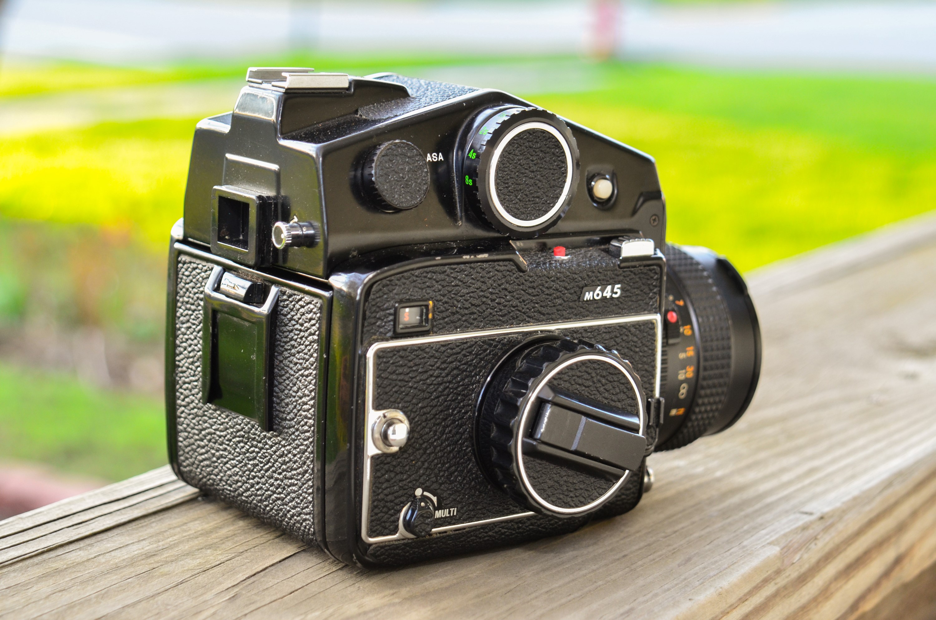 Mamiya M645 (1975) – mike eckman dot com