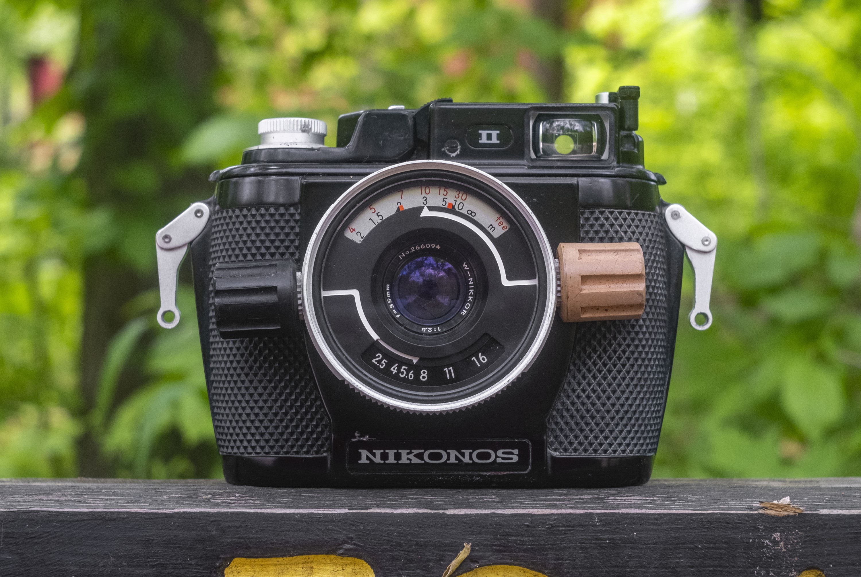 L*a様 Nikon、Canon 、Konica III 、NIKONOS-II Nikonos II (1968