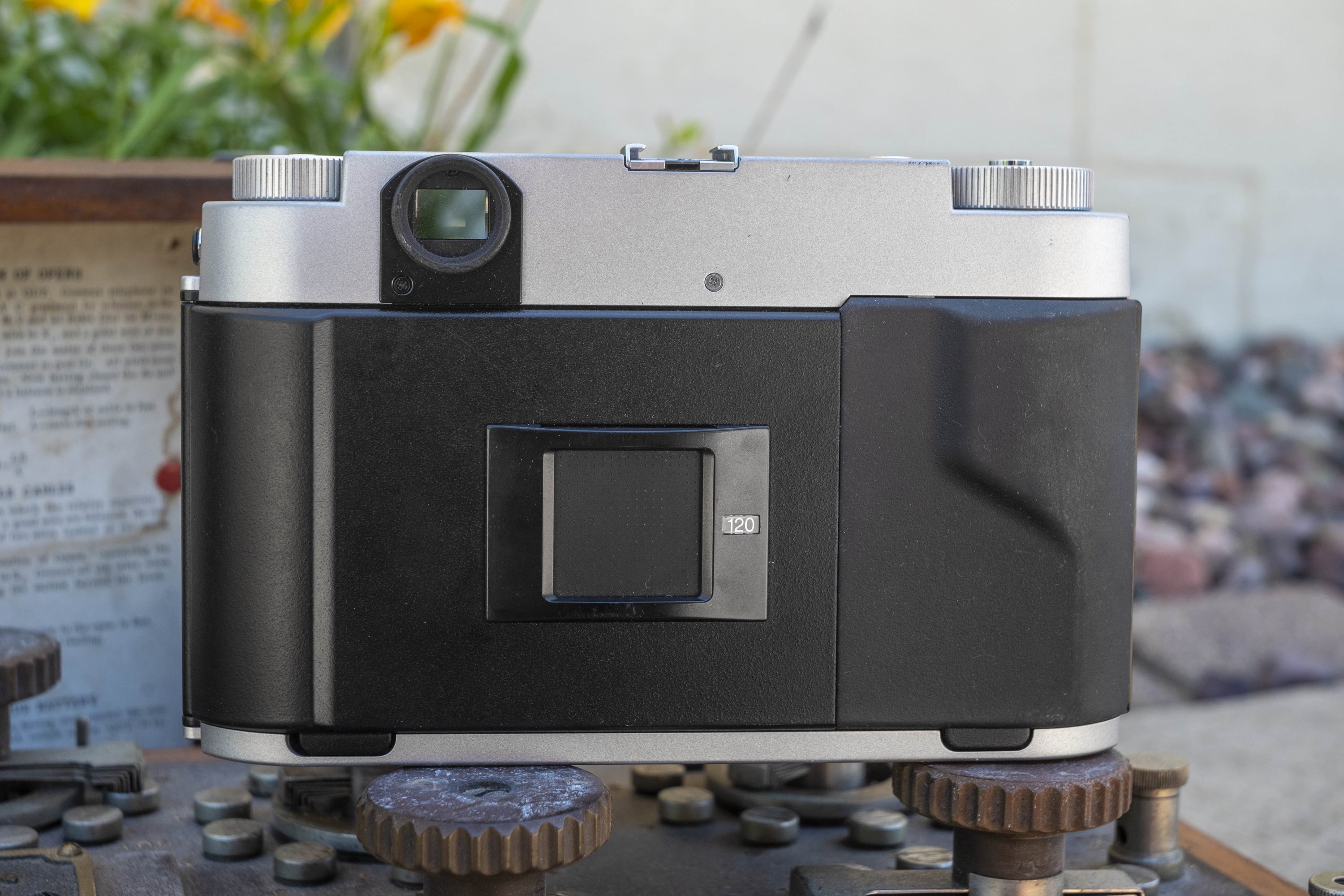 Fujifilm GF670 Professional (2010) – mike eckman dot com