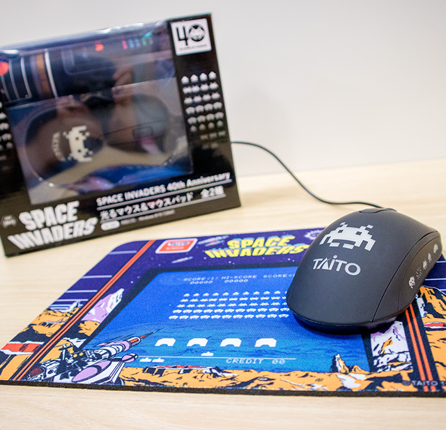 アップライト筐体柄とテーブル筐体柄の2種類！「スペースインベーダー