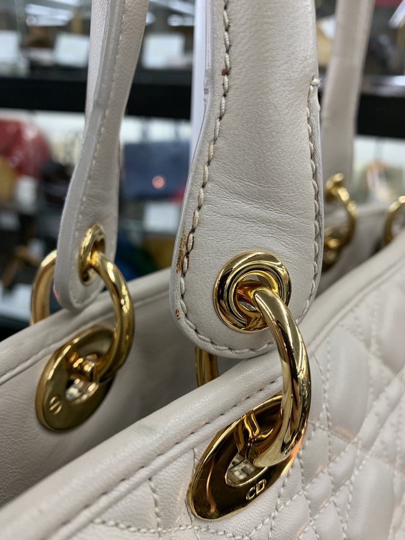 ディオール レディディオール カナージュ トートバッグ入荷しました