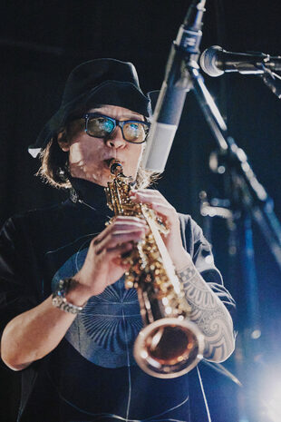 菊地成孔の新バンド ラディカルな意志のスタイルズとは何なのか? 二度