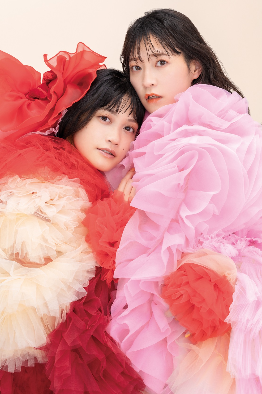 harmoeはまだ物語の途中――岩田陽葵と小泉萌香が〈愛〉を模索した新作