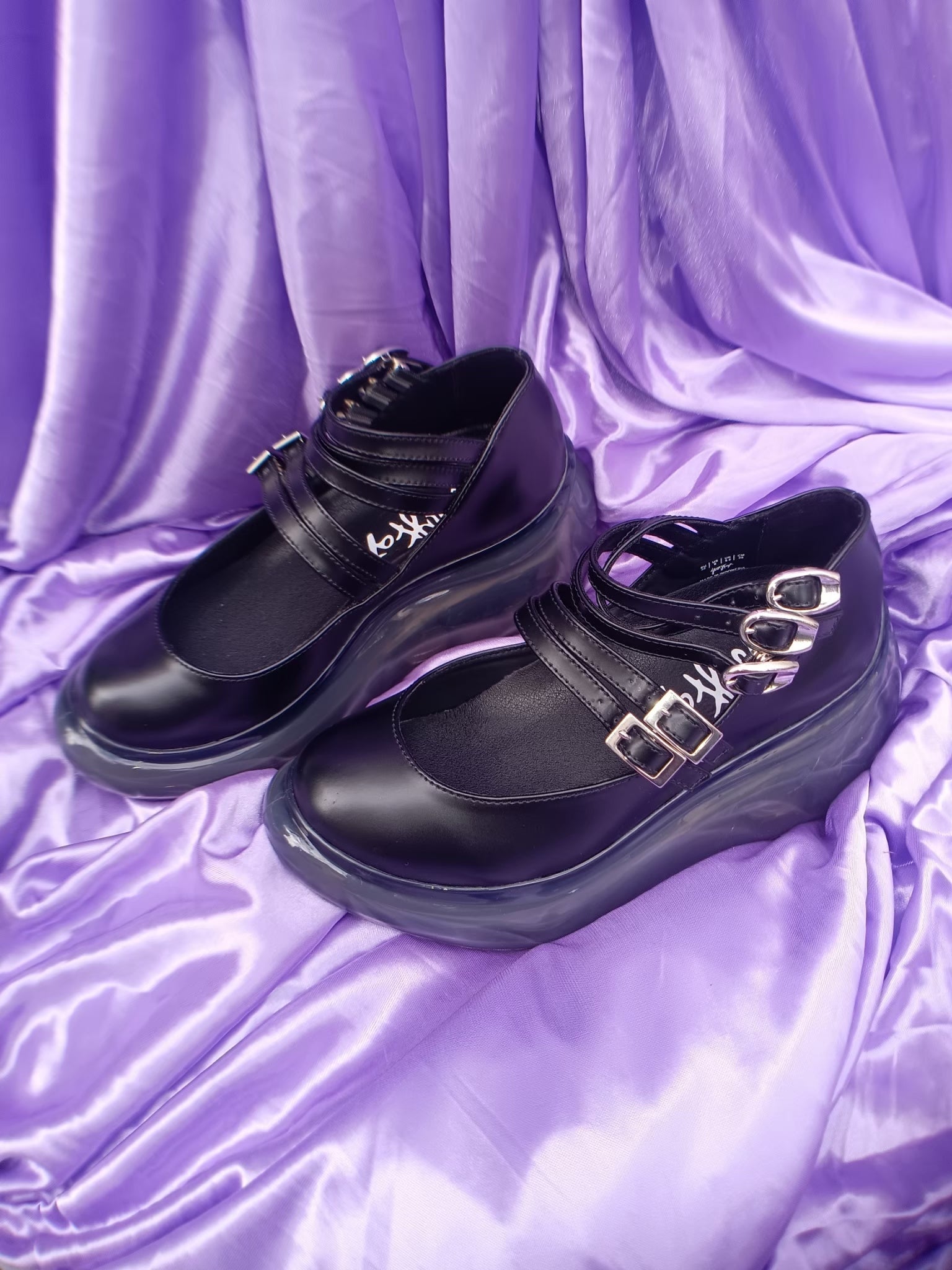 Mary Jane / Black Black | MIKIOSAKABE&JennyFax Official Store