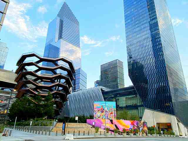 ハドソンヤードに優しいキングコング Nyani 登場！ベッセルと最新展望